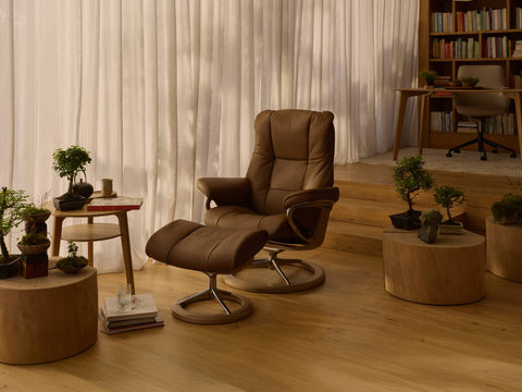 Instock Chairs